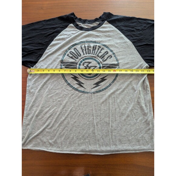 Foo Fighters Tour 3/4 Sleeve Shirt Baseball Tee Pre Owned No Size Tag - Picture 5 of 6